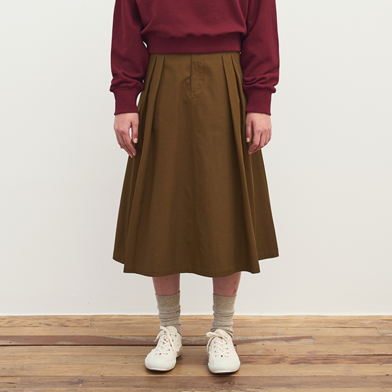 casual pleated skirt(womens) brown